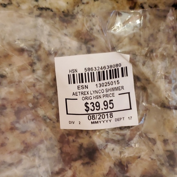 Aetrex Lynco Shimmer Flip Flops - Picture 8 of 8